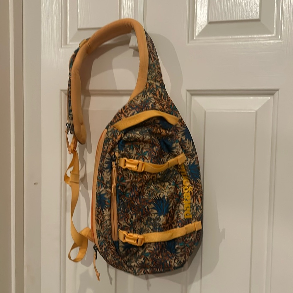 Patagonia Atom Sling Bag 8L